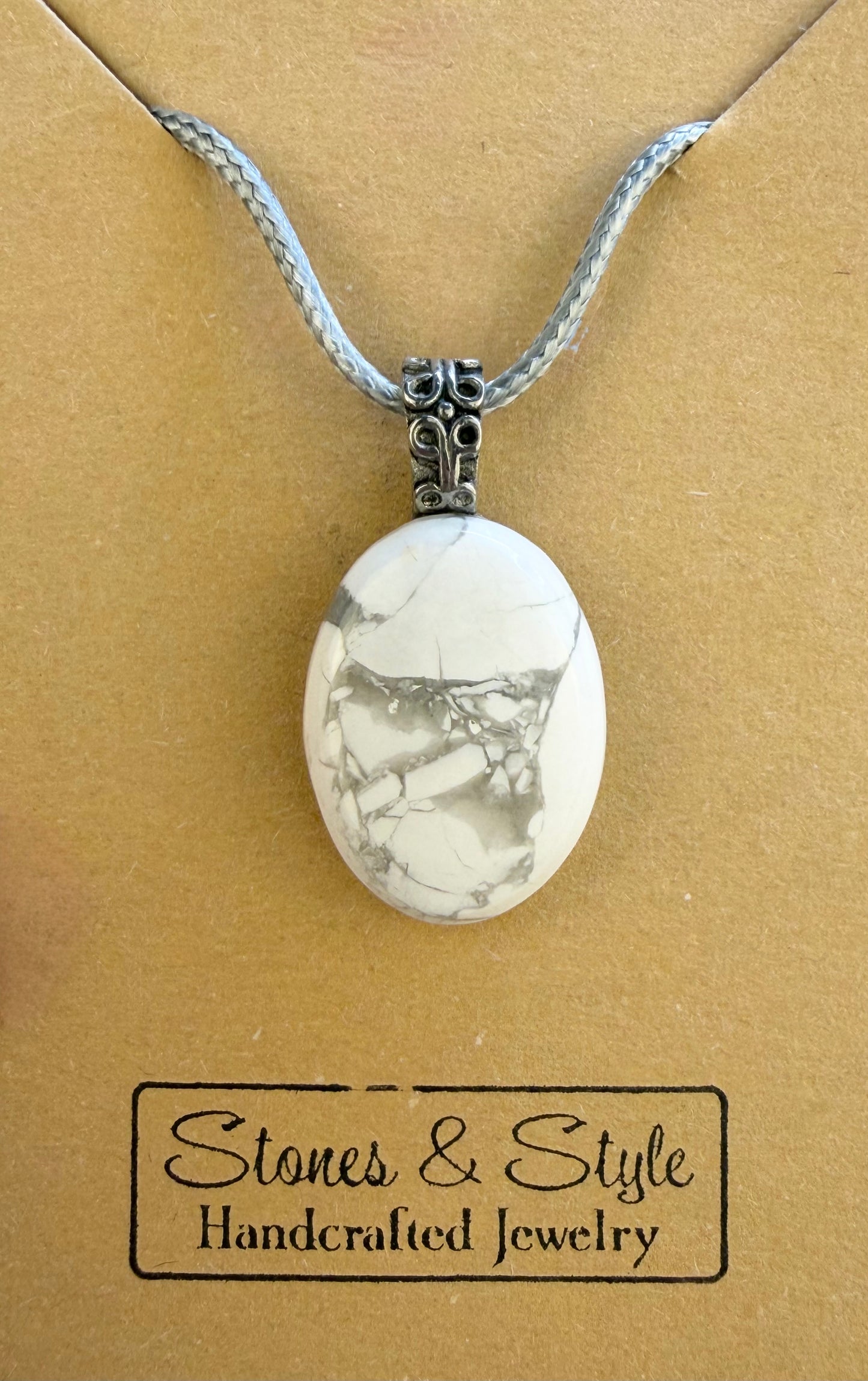 Howlite Pendant Necklace