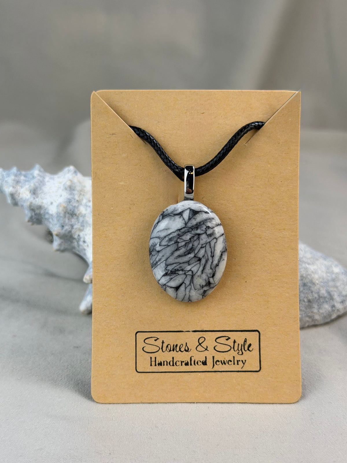 Austrian Pinolith Pendant Necklace