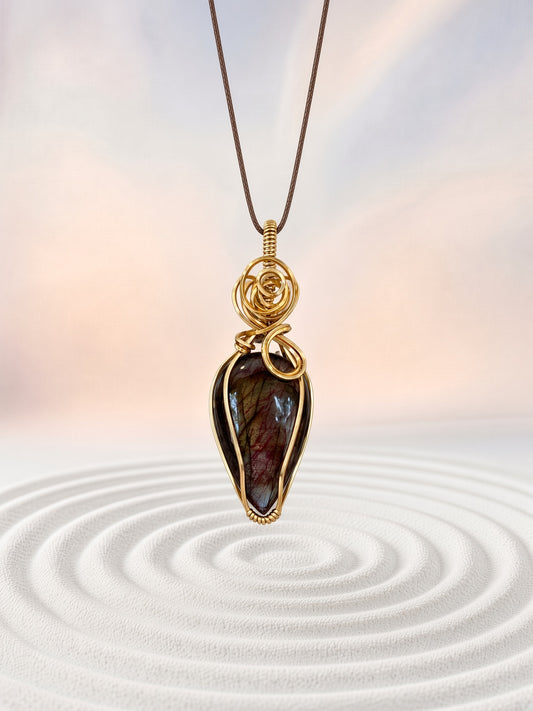 Dyed Labradorite Pendant Necklace