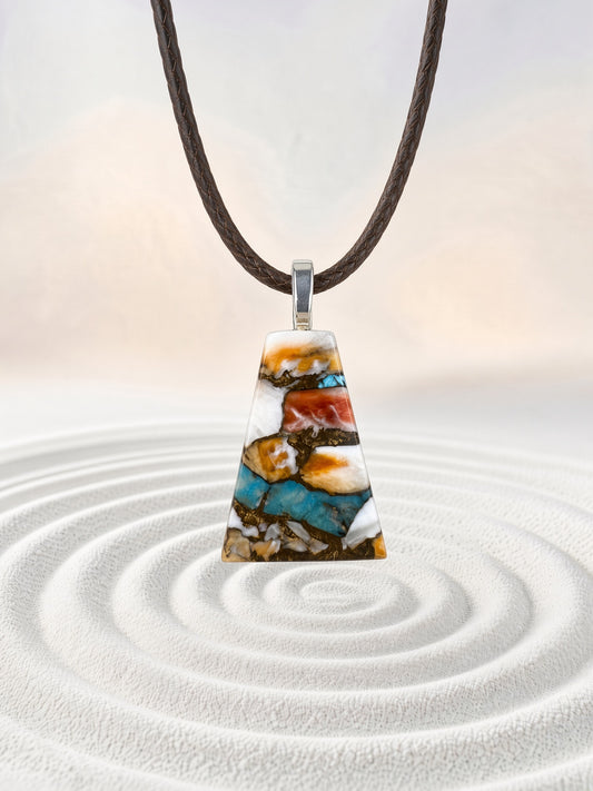 Spiny Oyster Pendant Necklace
