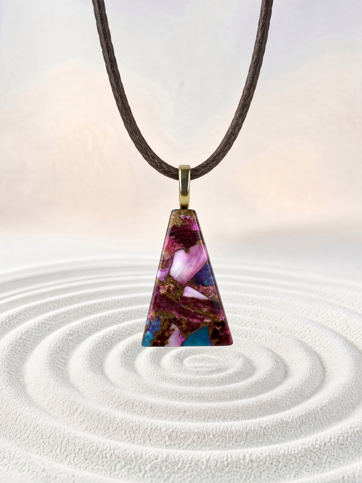 Spiny Oyster Pendant Necklace