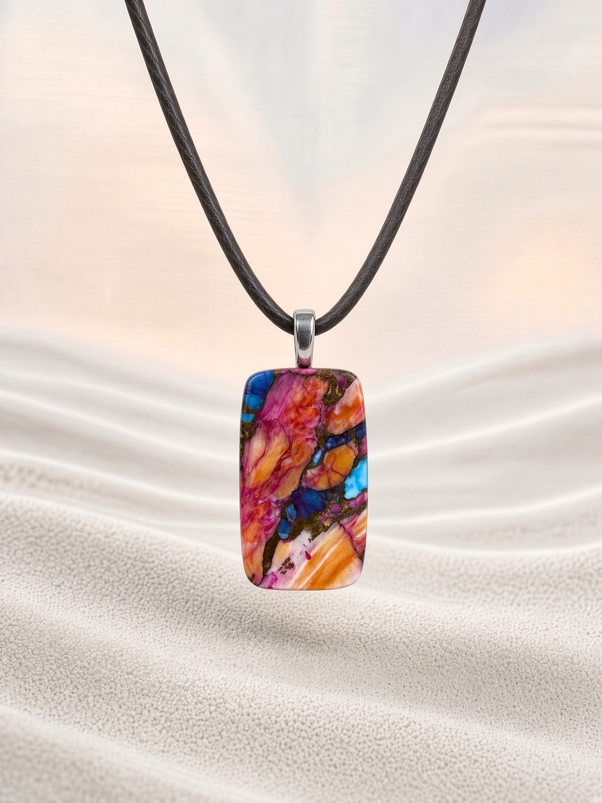 Spiny Oyster Pendant Necklace