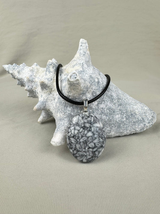 Austrian Pinolith Pendant Necklace