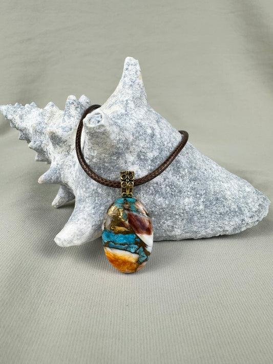 Spiny Oyster Pendant Necklace