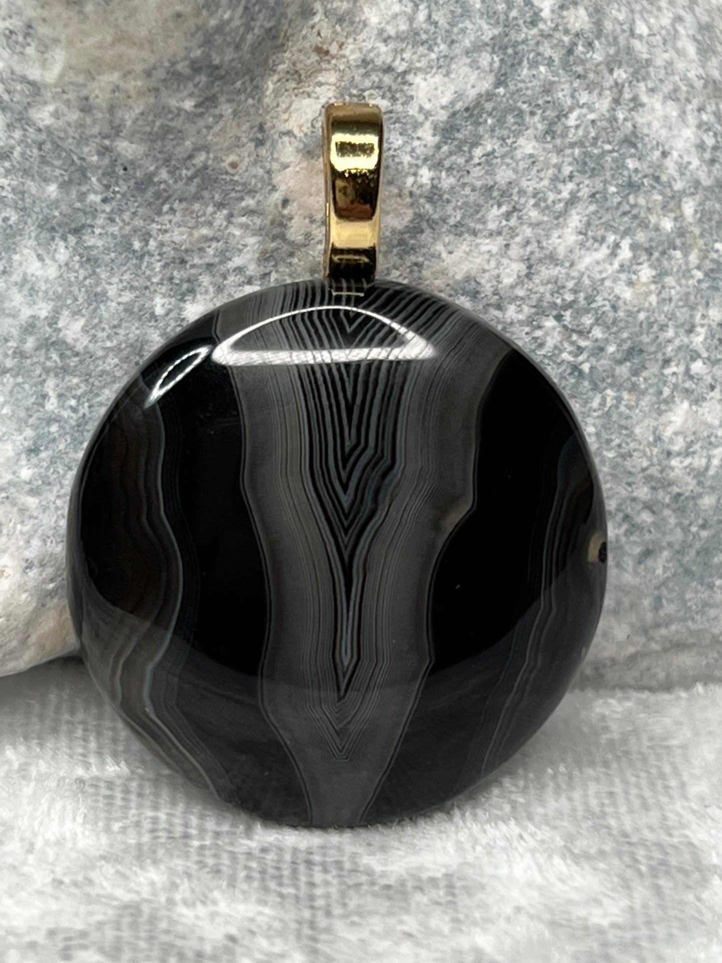 Banded Agate Round Pendant Necklace