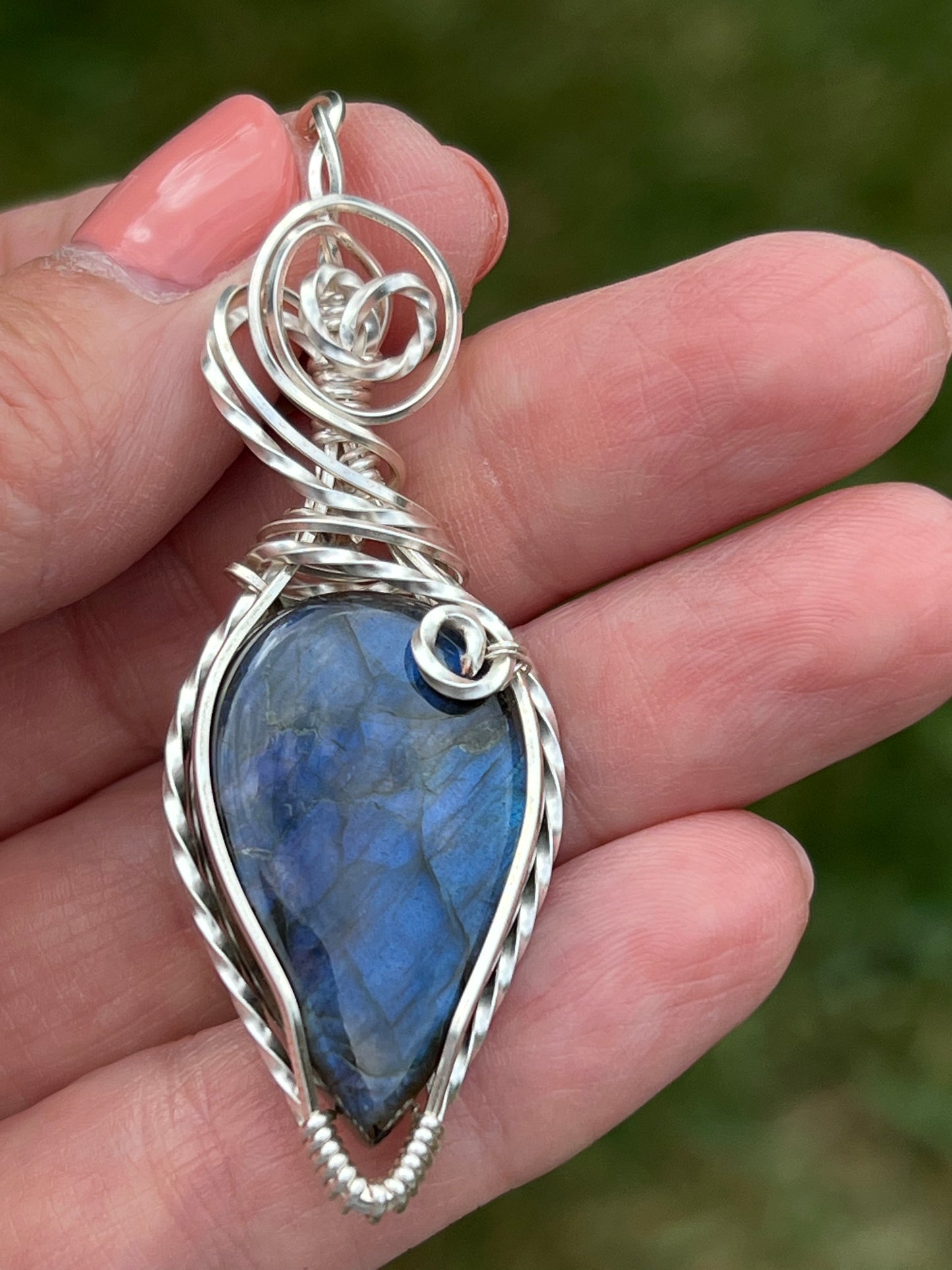 Blue Labradorite Pendant Necklace